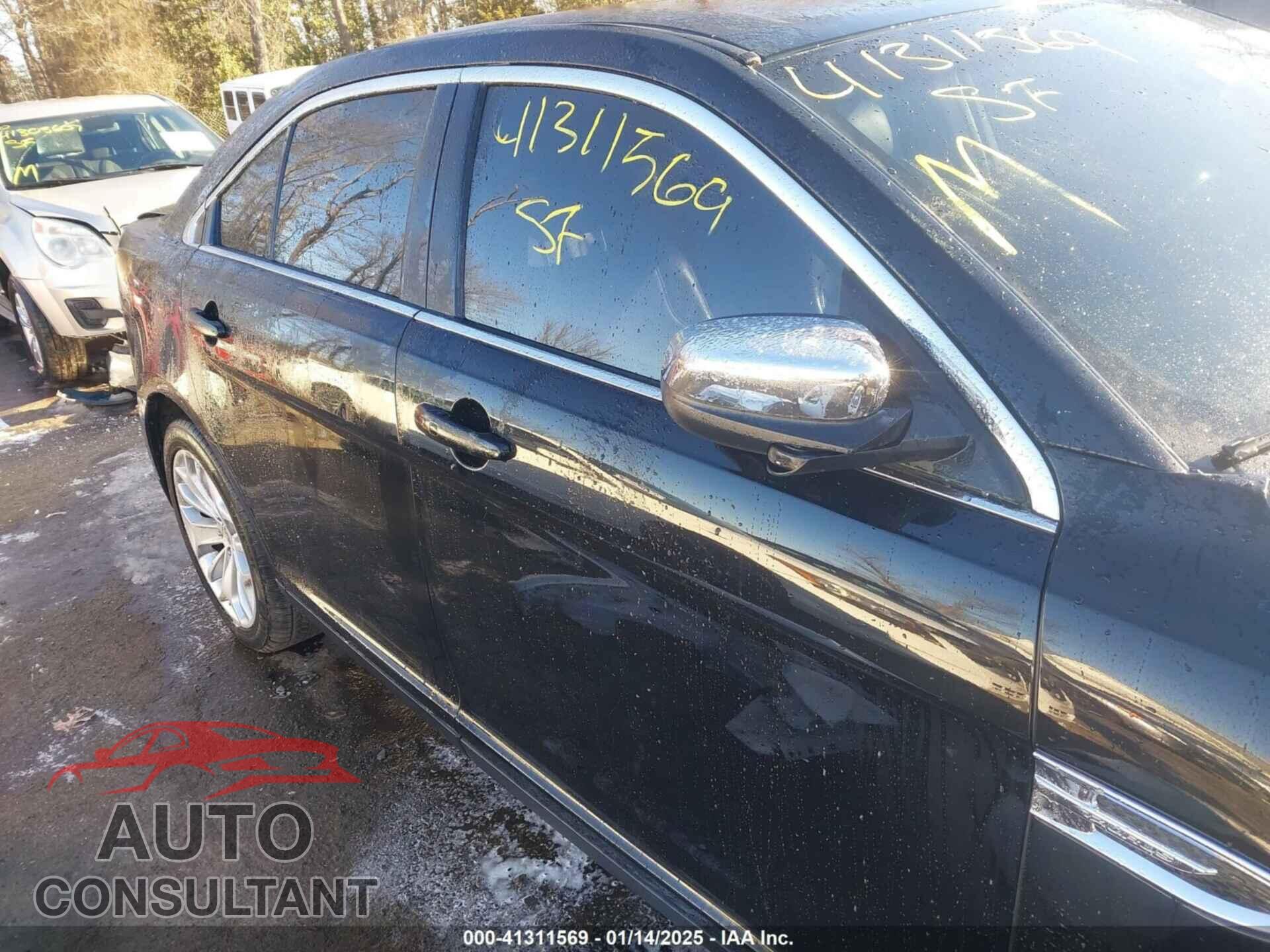 FORD TAURUS 2017 - 1FAHP2F81HG114850