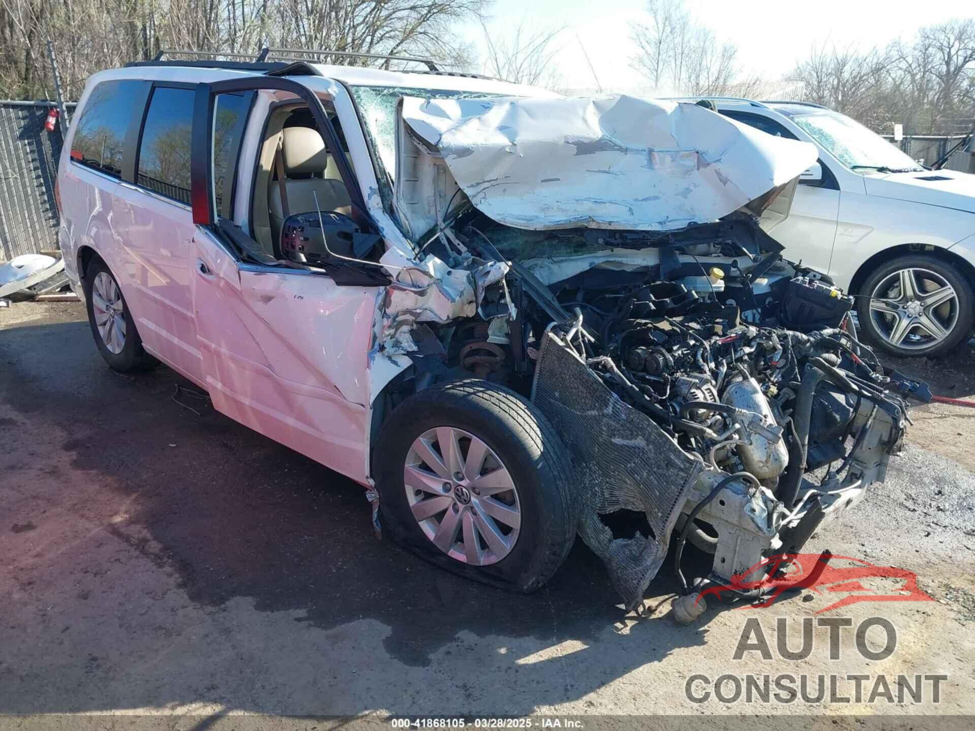 VOLKSWAGEN ROUTAN 2012 - 2C4RVACGXCR321609
