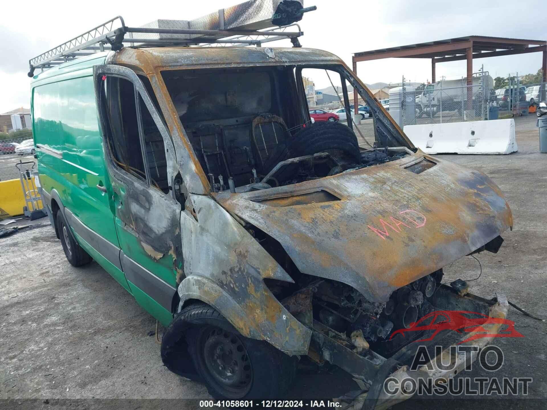 MERCEDES-BENZ SPRINTER 2500 2011 - WD3PE7CC6B5522940