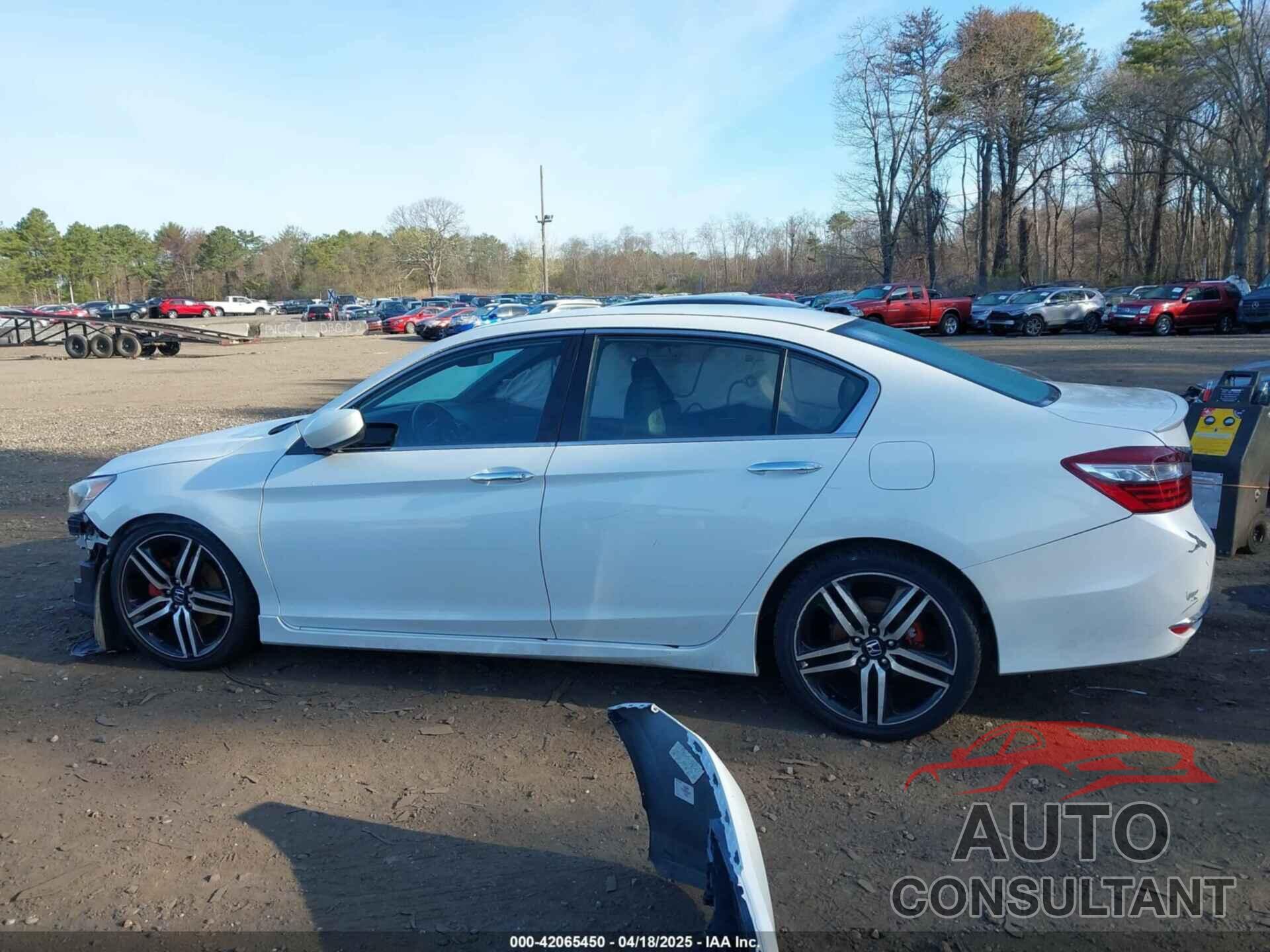 HONDA ACCORD 2017 - 1HGCR2F50HA266319