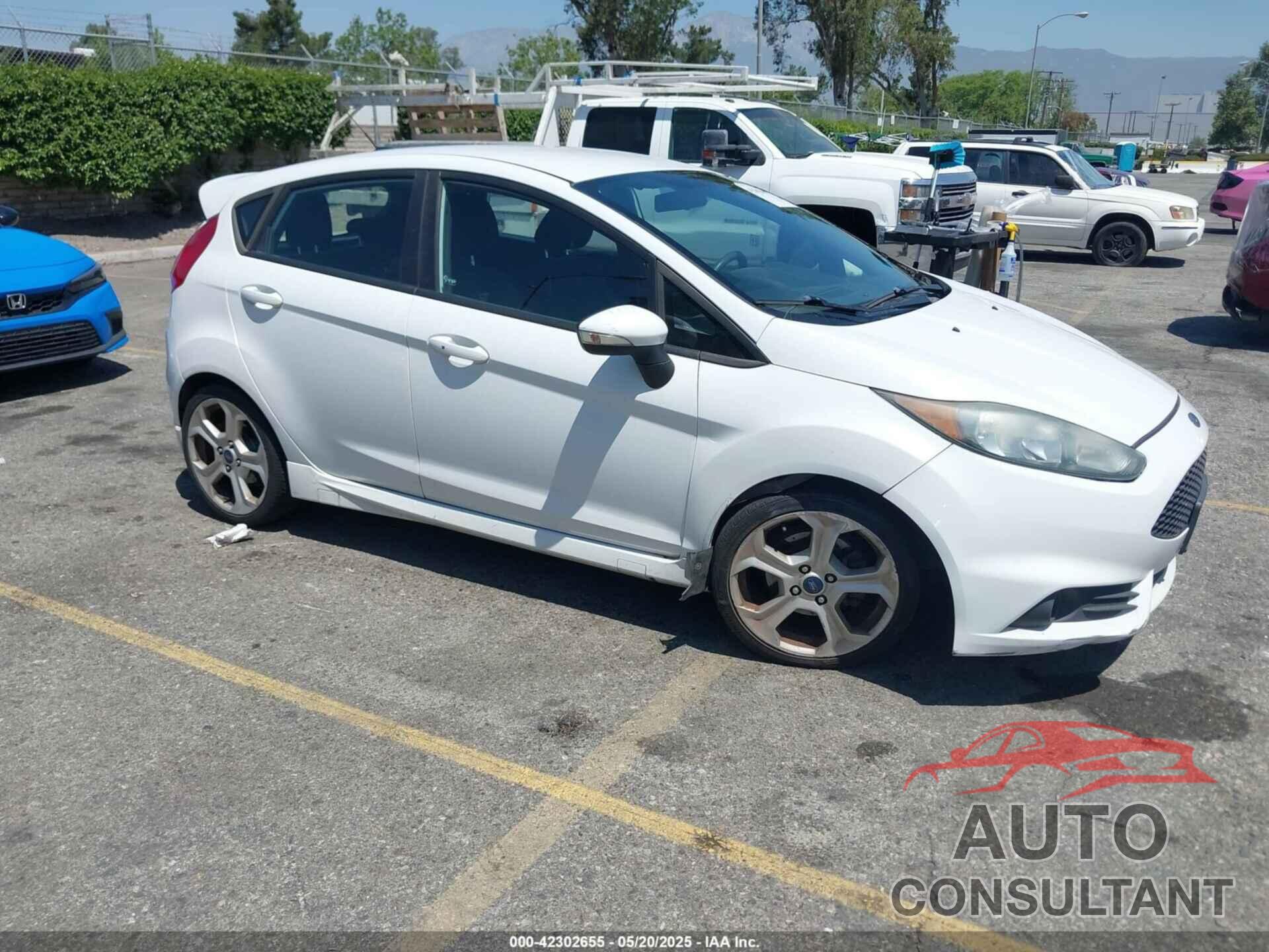 FORD FIESTA 2015 - 3FADP4GX0FM129570