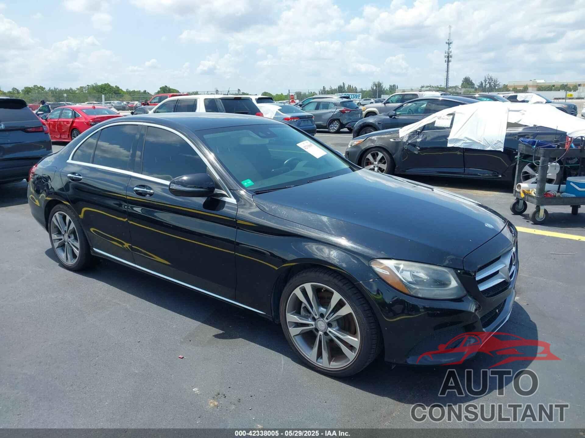 MERCEDES-BENZ C 300 2016 - 55SWF4JB8GU159956