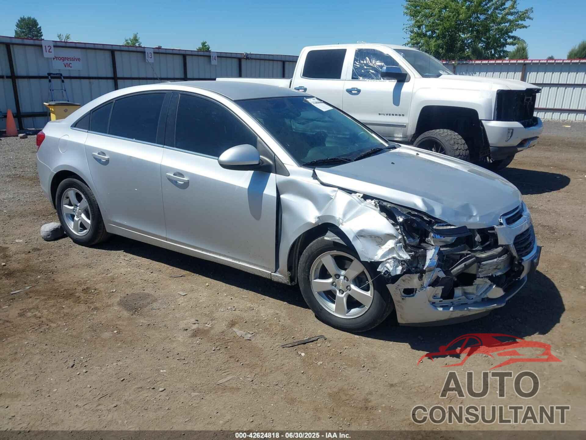 CHEVROLET CRUZE 2015 - 1G1PC5SB3F7205189