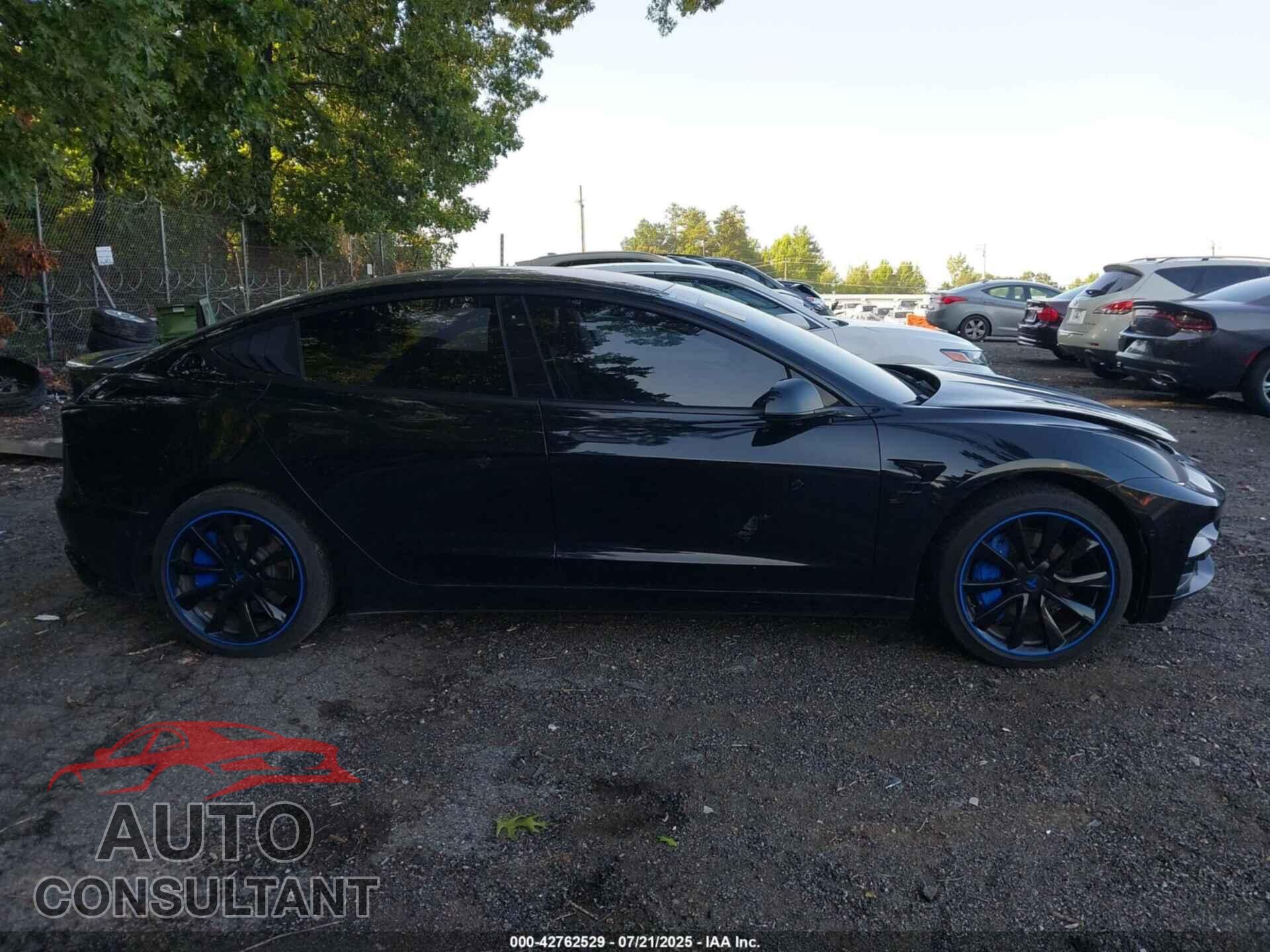 TESLA MODEL 3 2018 - 5YJ3E1EA5JF010760
