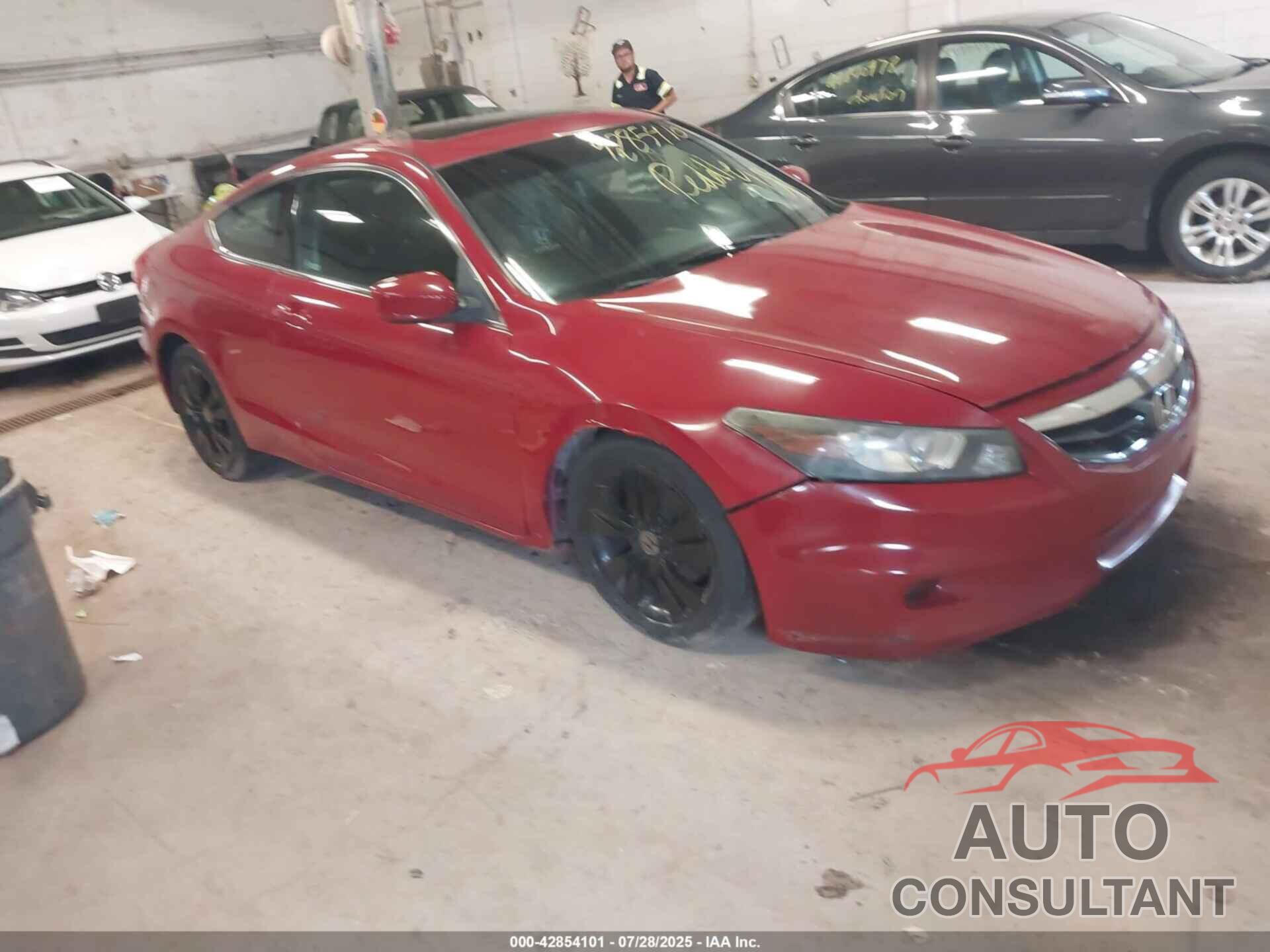 HONDA ACCORD 2011 - 1HGCS1B76BA012157