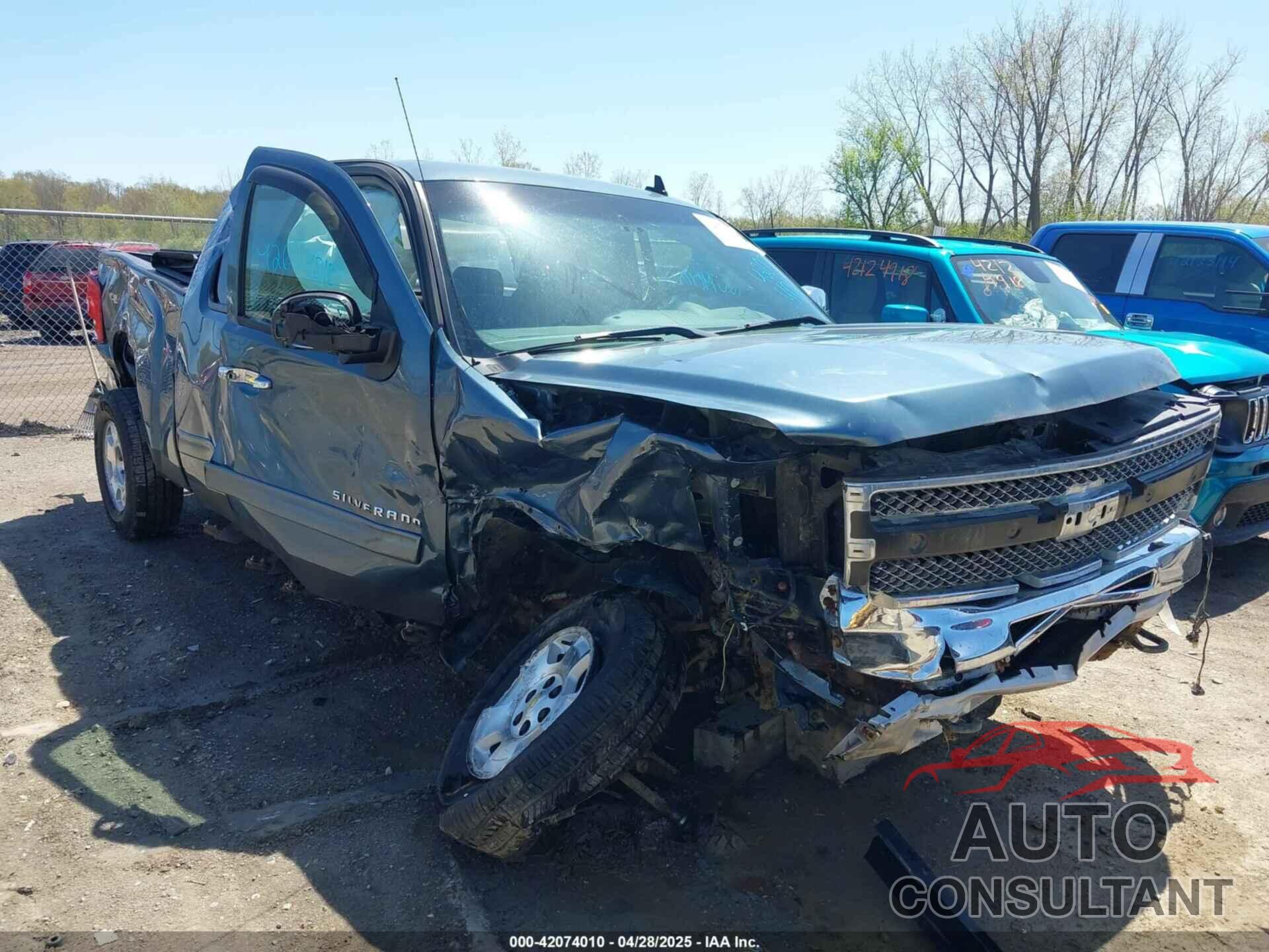 CHEVROLET SILVERADO 1500 2013 - 1GCRKSE79DZ204316