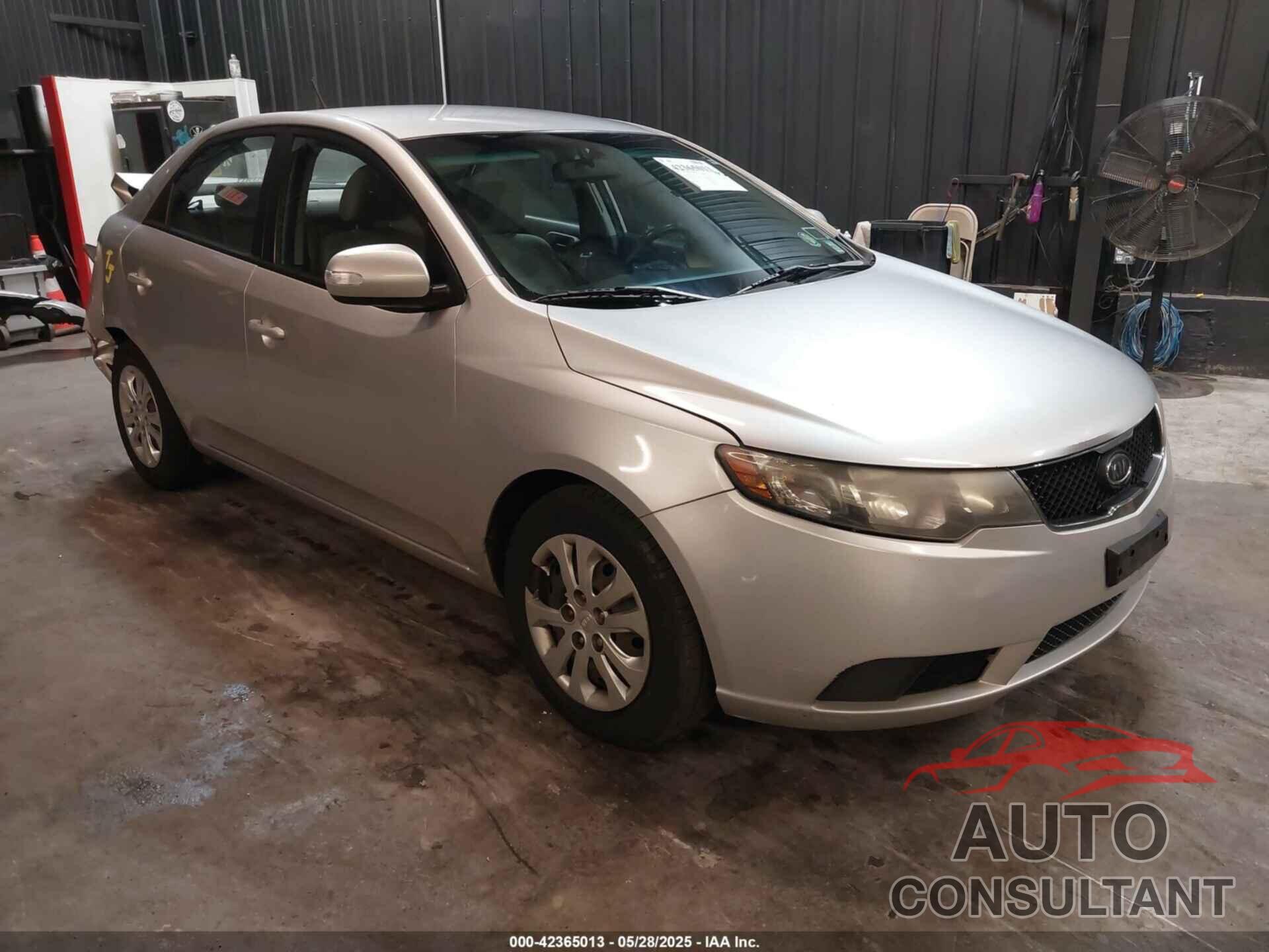 KIA FORTE 2010 - KNAFU4A27A5061837