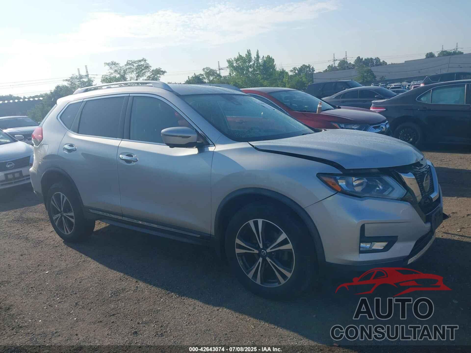 NISSAN ROGUE 2018 - JN8AT2MV8JW316861