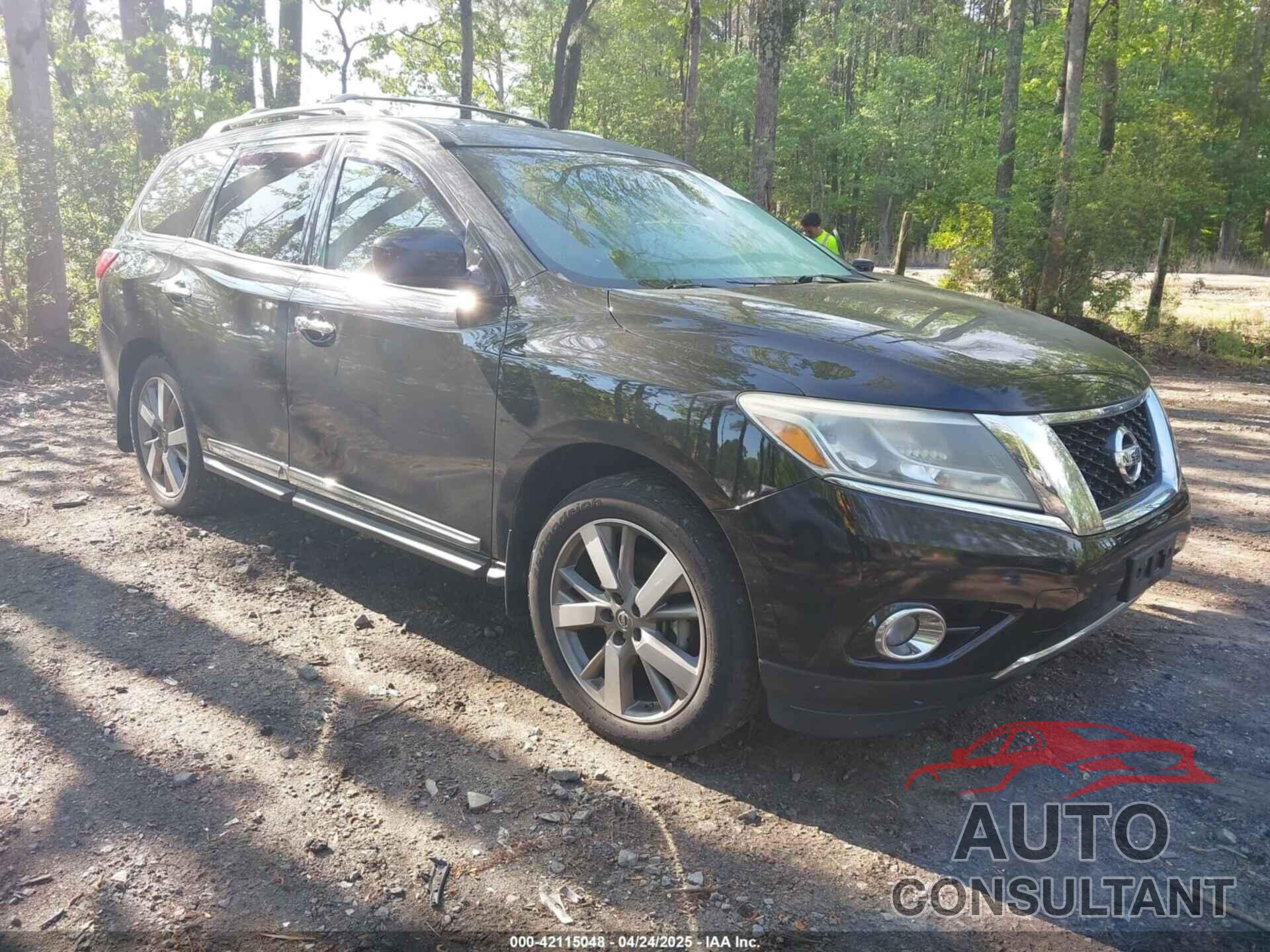 NISSAN PATHFINDER 2015 - 5N1AR2MM7FC612623