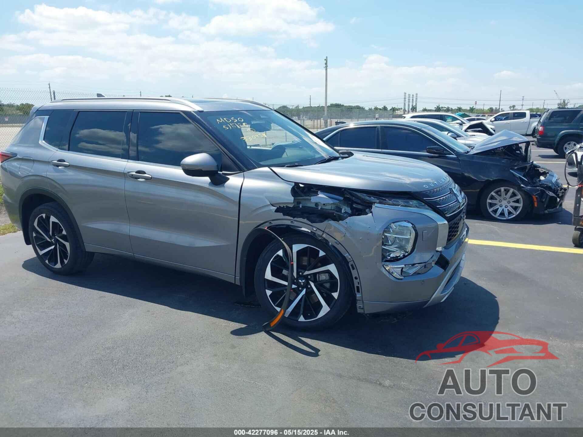 MITSUBISHI OUTLANDER 2022 - JA4J4VA82NZ087097