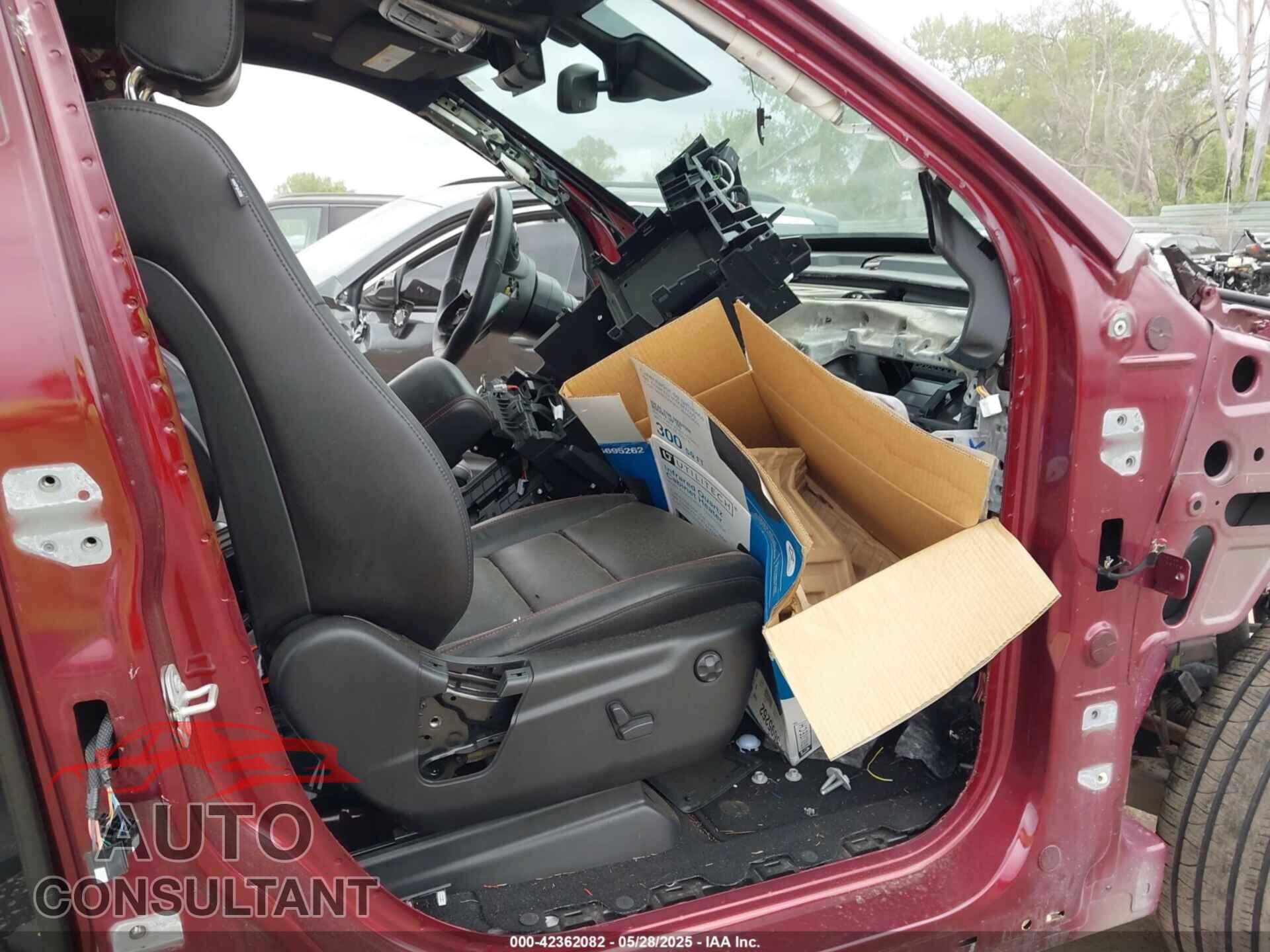 DODGE DURANGO 2023 - 1C4SDJCT9PC676027
