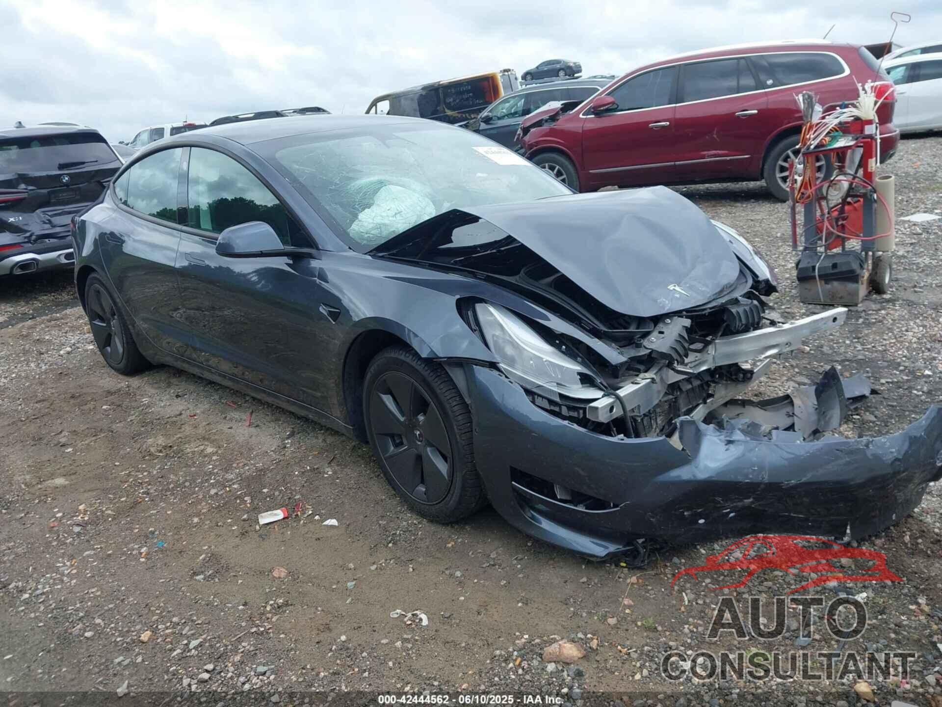TESLA MODEL 3 2021 - 5YJ3E1EA1MF911192