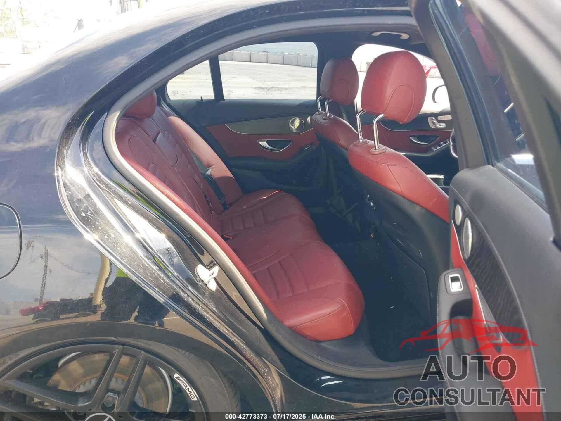 MERCEDES-BENZ C 300 2015 - 55SWF4KB4FU008142