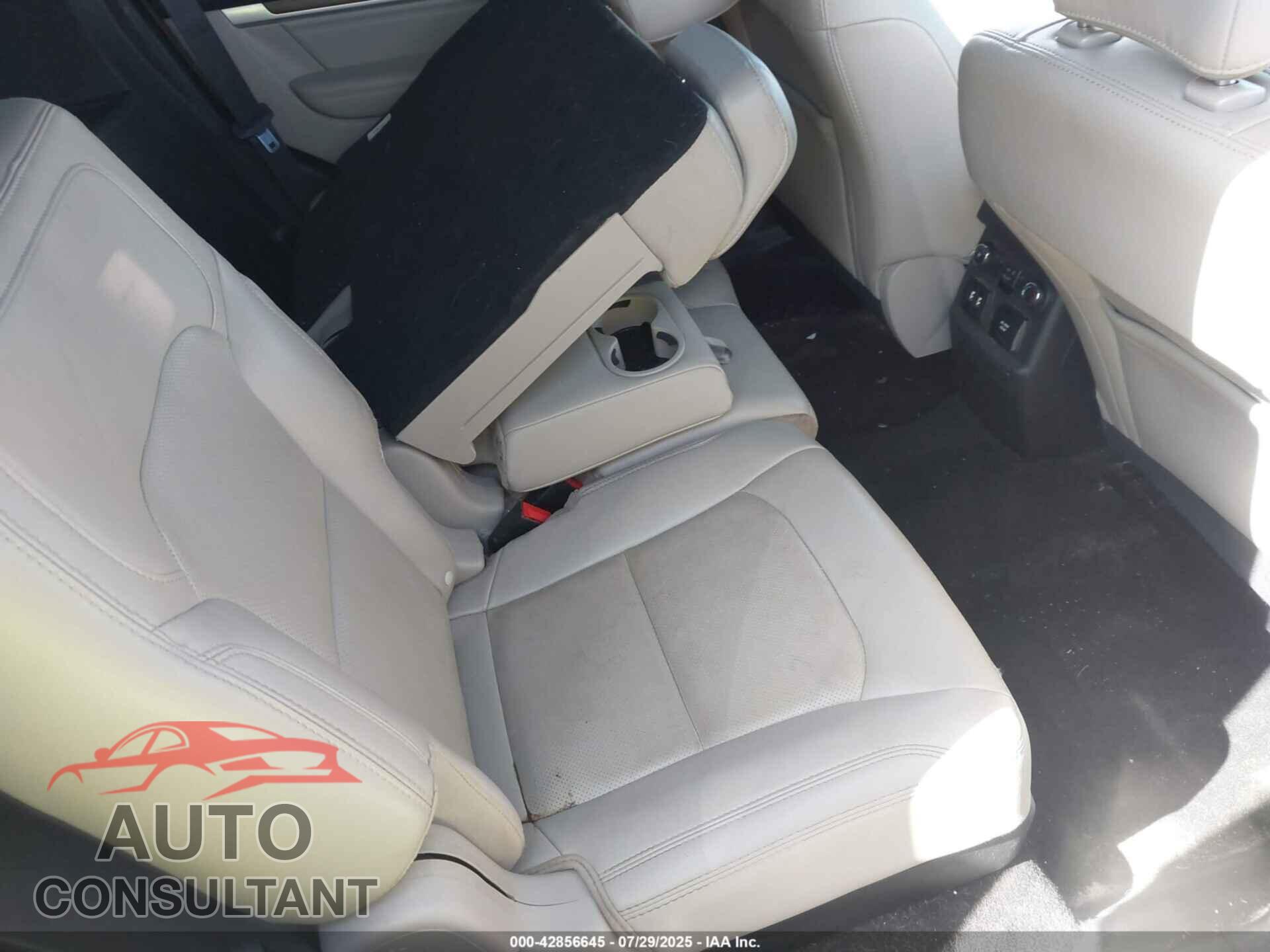 FORD EXPLORER 2018 - 1FM5K7F82JGB74971