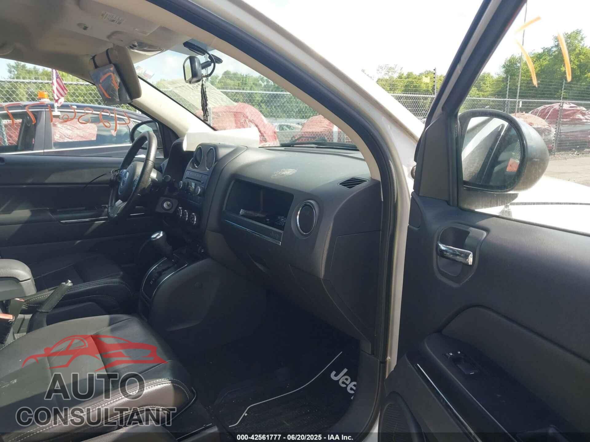 JEEP COMPASS 2011 - 1J4NF5FB5BD248048