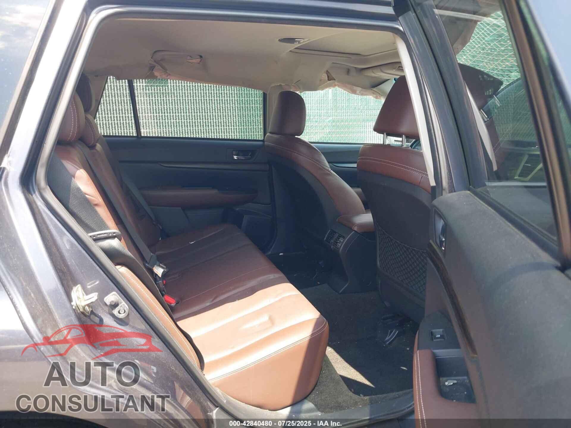 SUBARU OUTBACK 2014 - 4S4BRBPC8E3281606