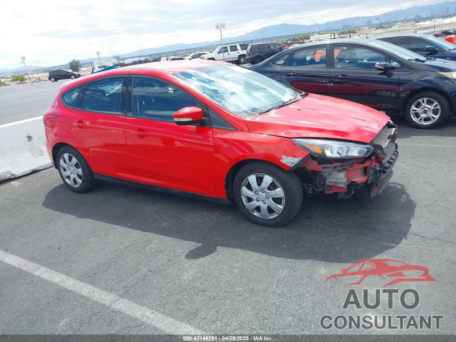 FORD FOCUS 2016 - 1FADP3K28GL282450
