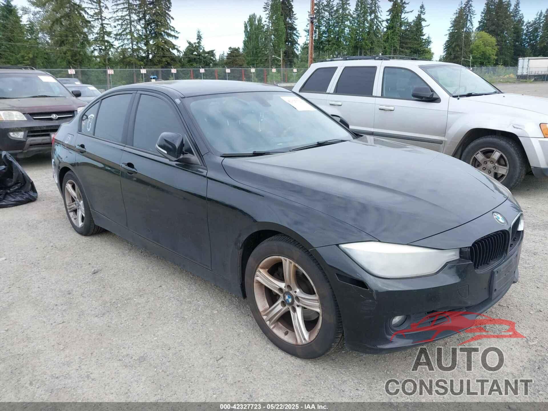 BMW 328I 2013 - WBA3A5G57DNP23701