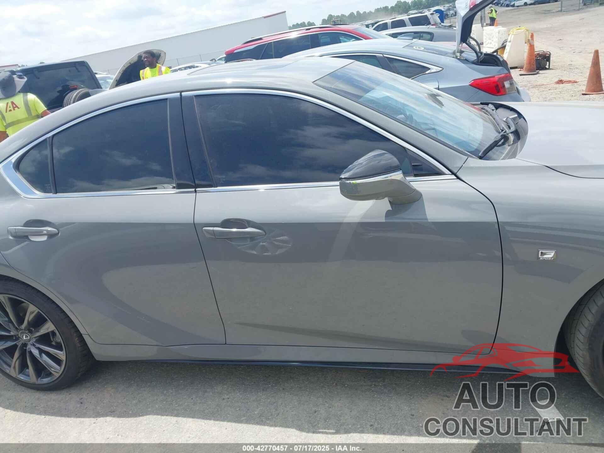 LEXUS IS 350 2024 - JTHGZ1B29R5077991