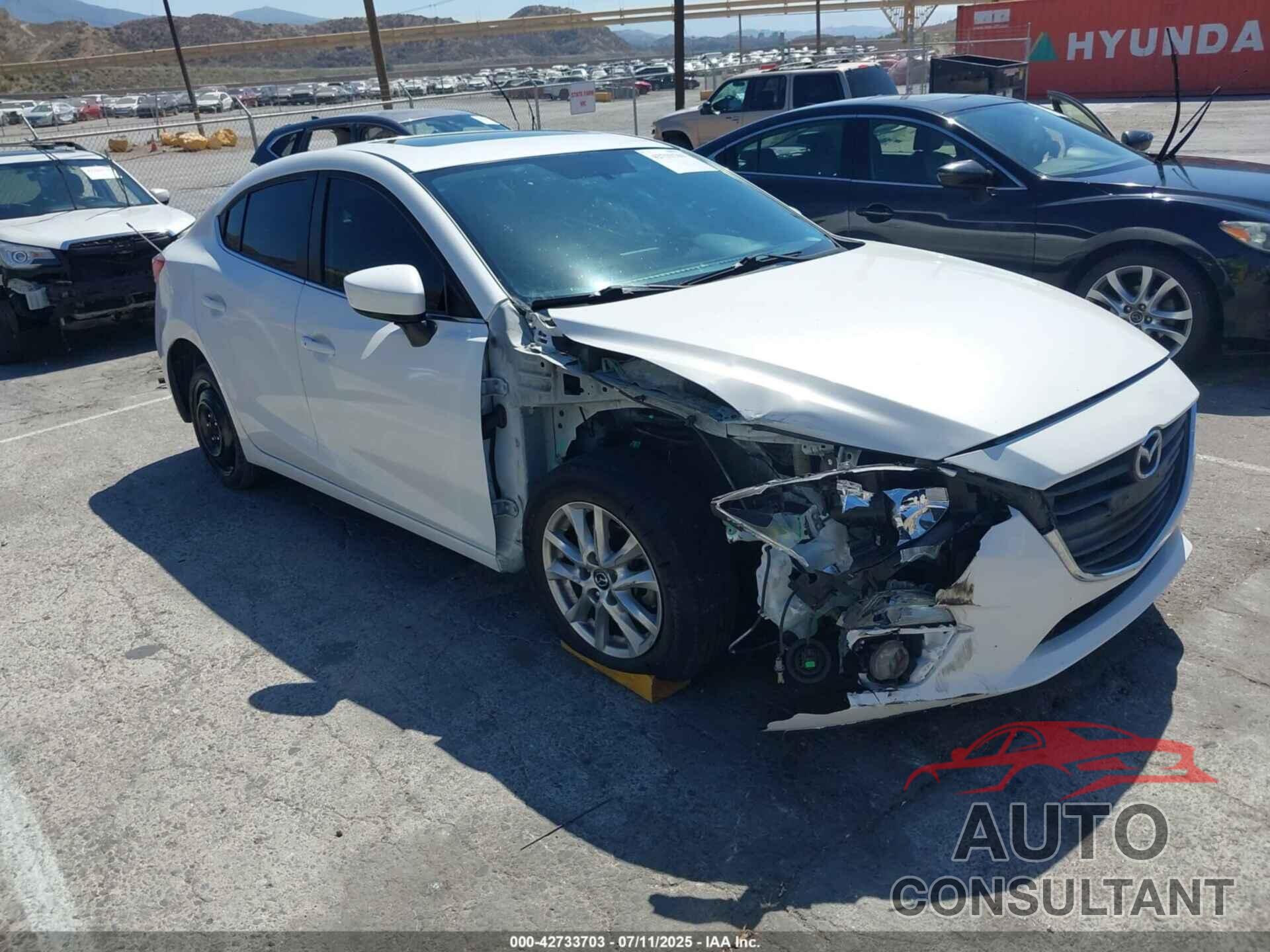 MAZDA MAZDA3 2015 - JM1BM1W72F1235316