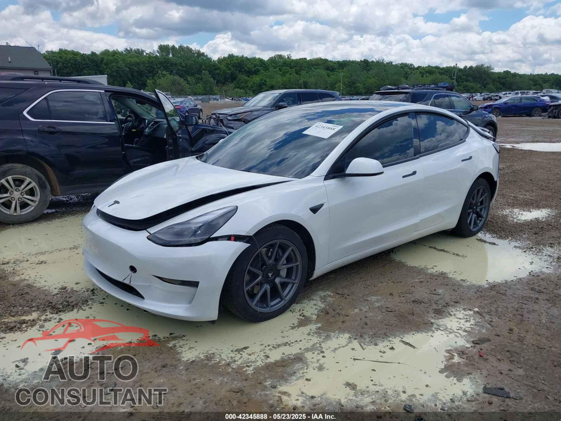 TESLA MODEL 3 2023 - 5YJ3E1EA8PF608429