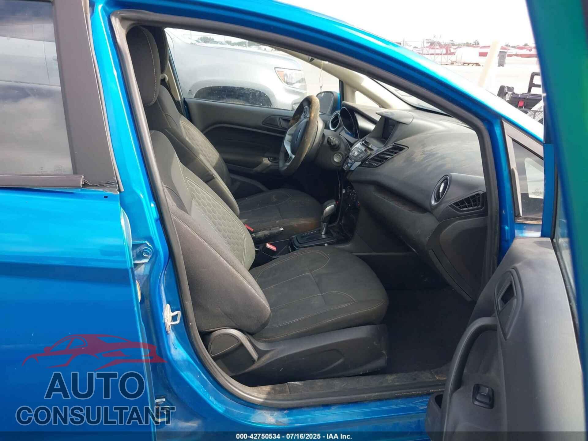 FORD FIESTA 2017 - 3FADP4EJ7HM156038
