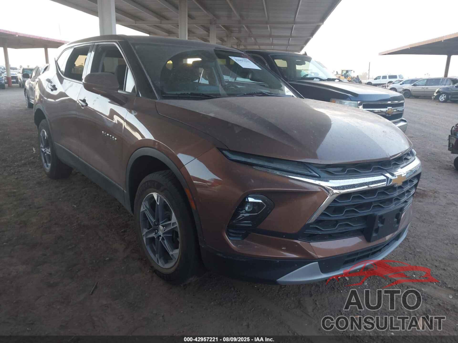 CHEVROLET BLAZER 2023 - 3GNKBHR40PS159165