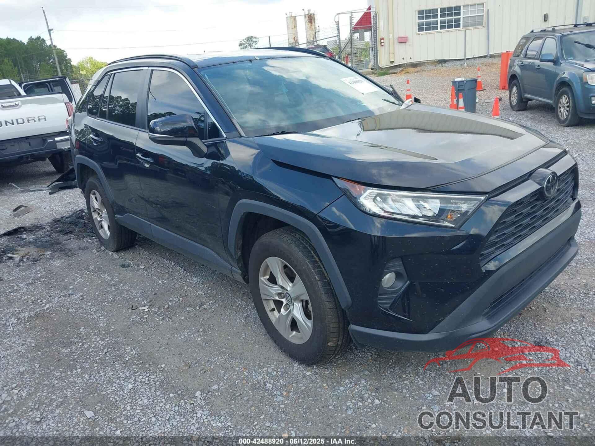 TOYOTA RAV4 2021 - 2T3W1RFV1MW107221