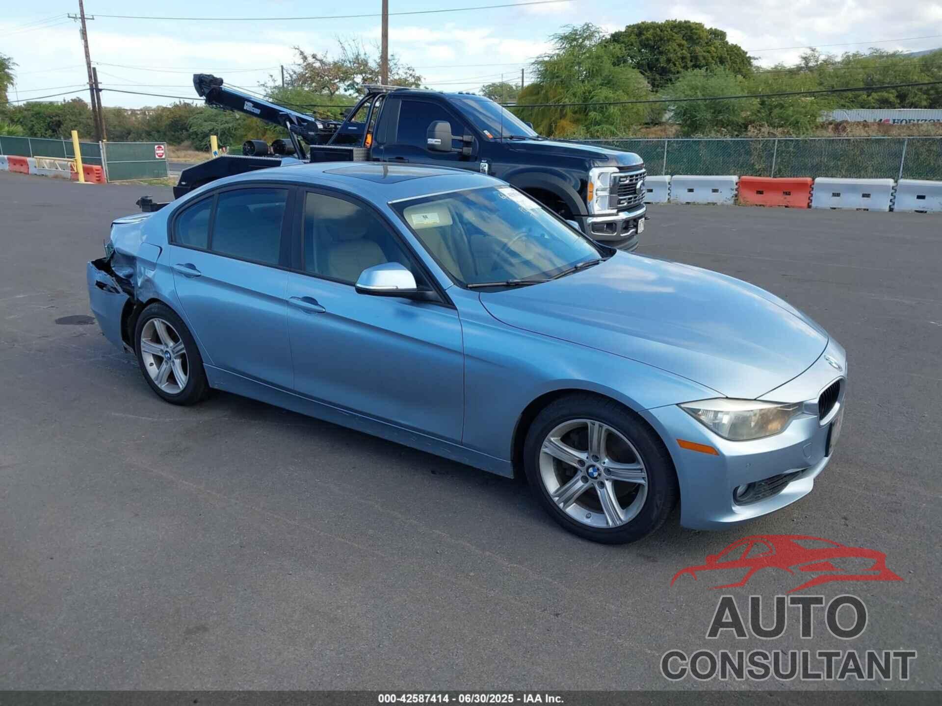 BMW 328I 2013 - WBA3A5C53DF355405