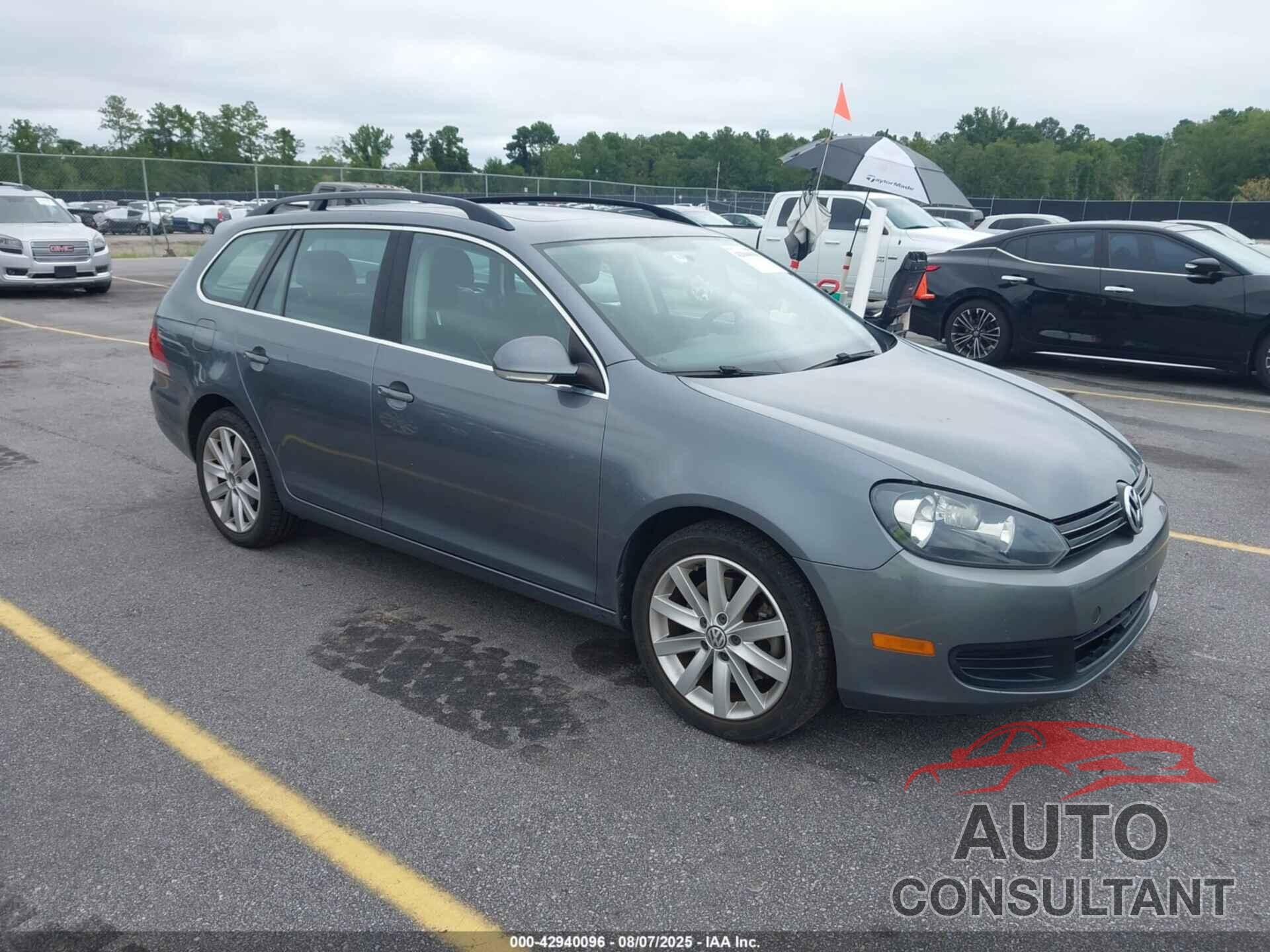 VOLKSWAGEN JETTA SPORTWAGEN 2013 - 3VWPL7AJ6DM611558