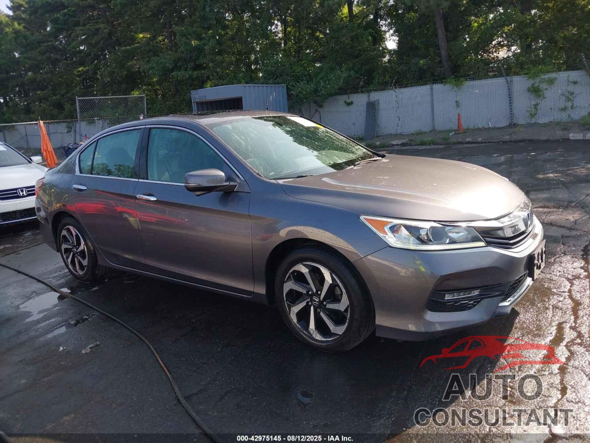 HONDA ACCORD 2017 - 1HGCR2F89HA043903