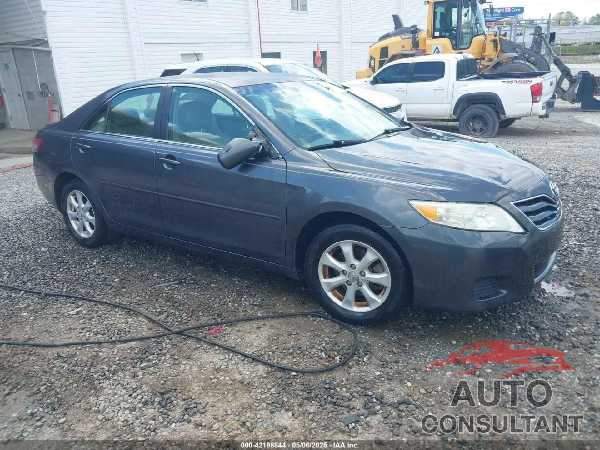 TOYOTA CAMRY 2011 - 4T1BF3EK7BU720101