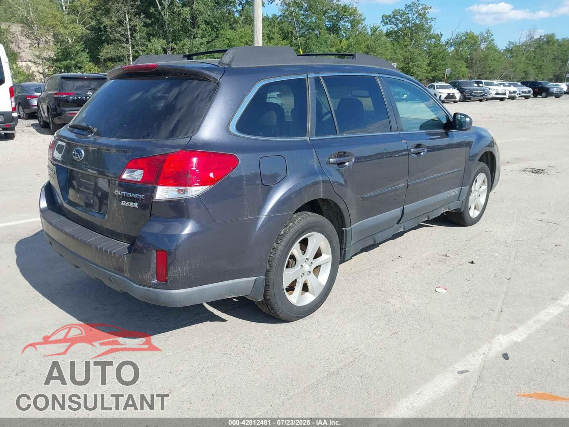 SUBARU OUTBACK 2013 - 4S4BRBGC2D3278103