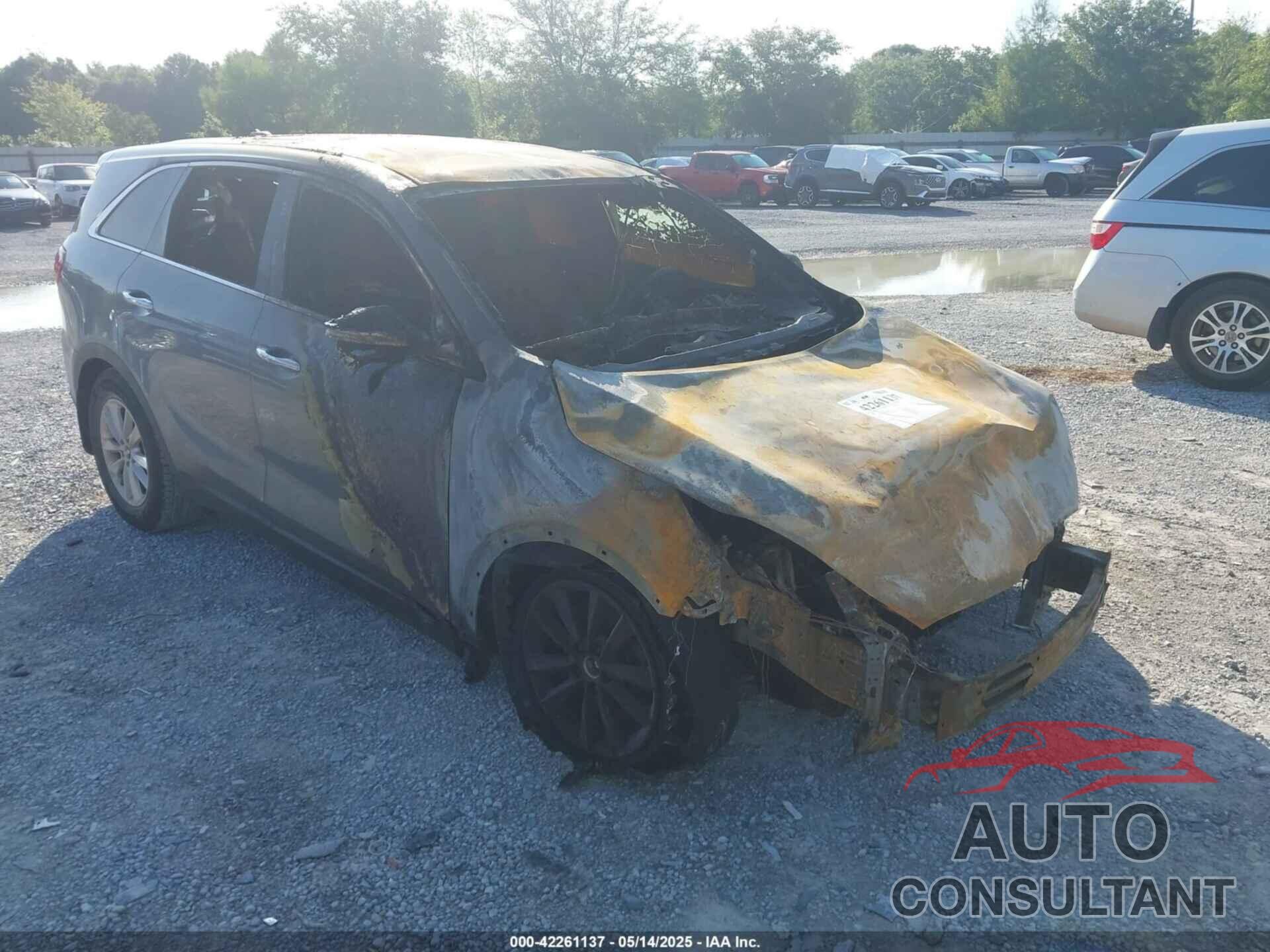 KIA SORENTO 2020 - 5XYPG4A30LG682452