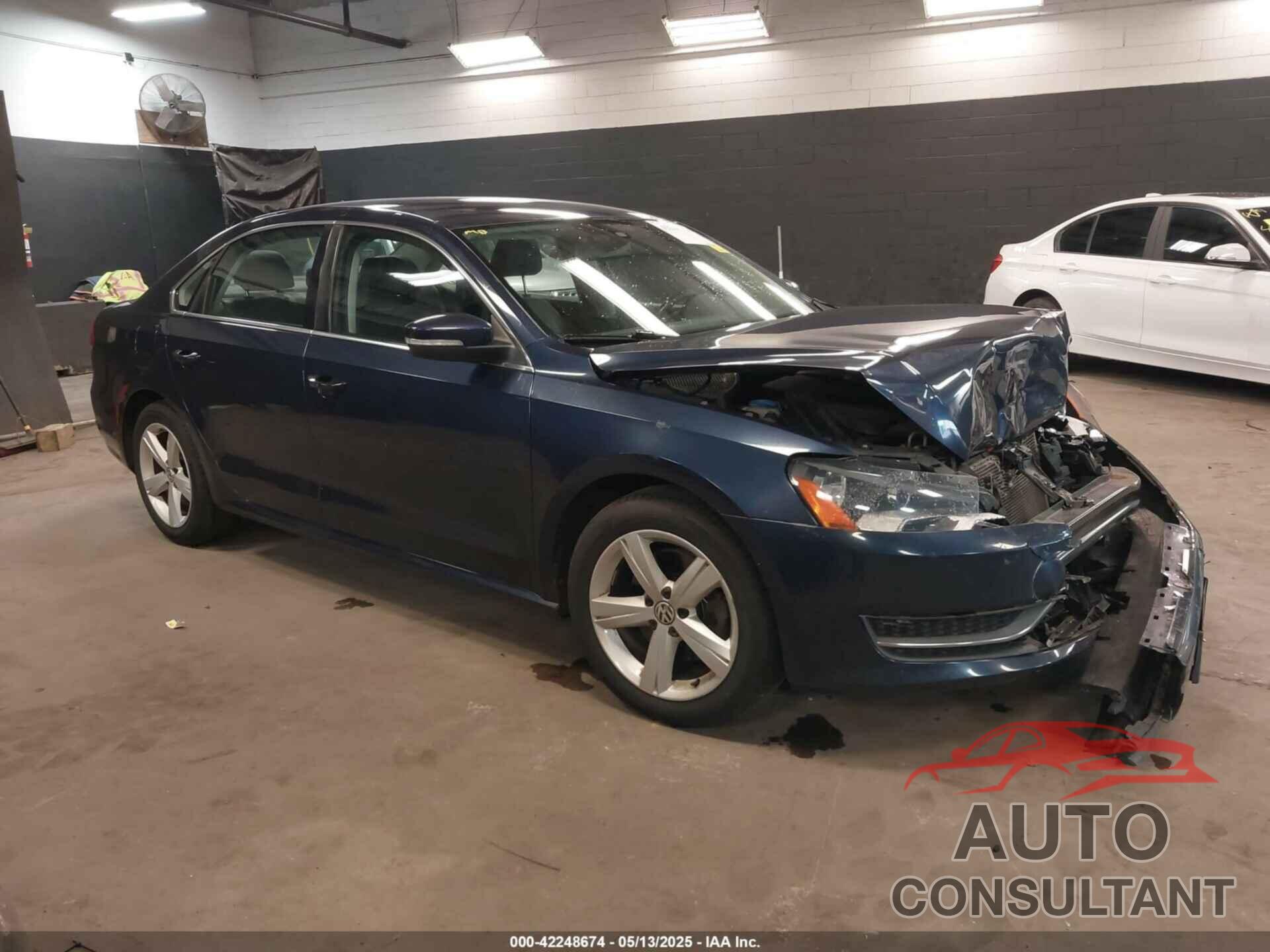 VOLKSWAGEN PASSAT 2013 - 1VWBP7A36DC037819