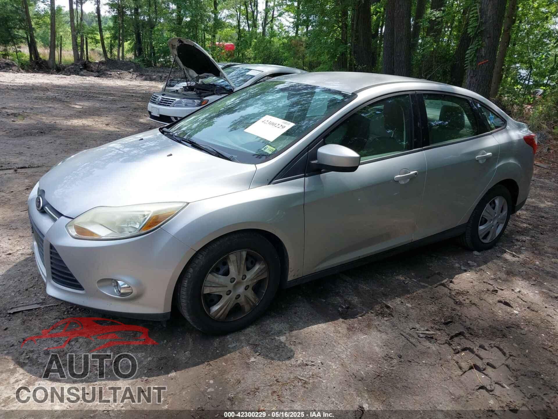 FORD FOCUS 2012 - 1FAHP3F24CL424329
