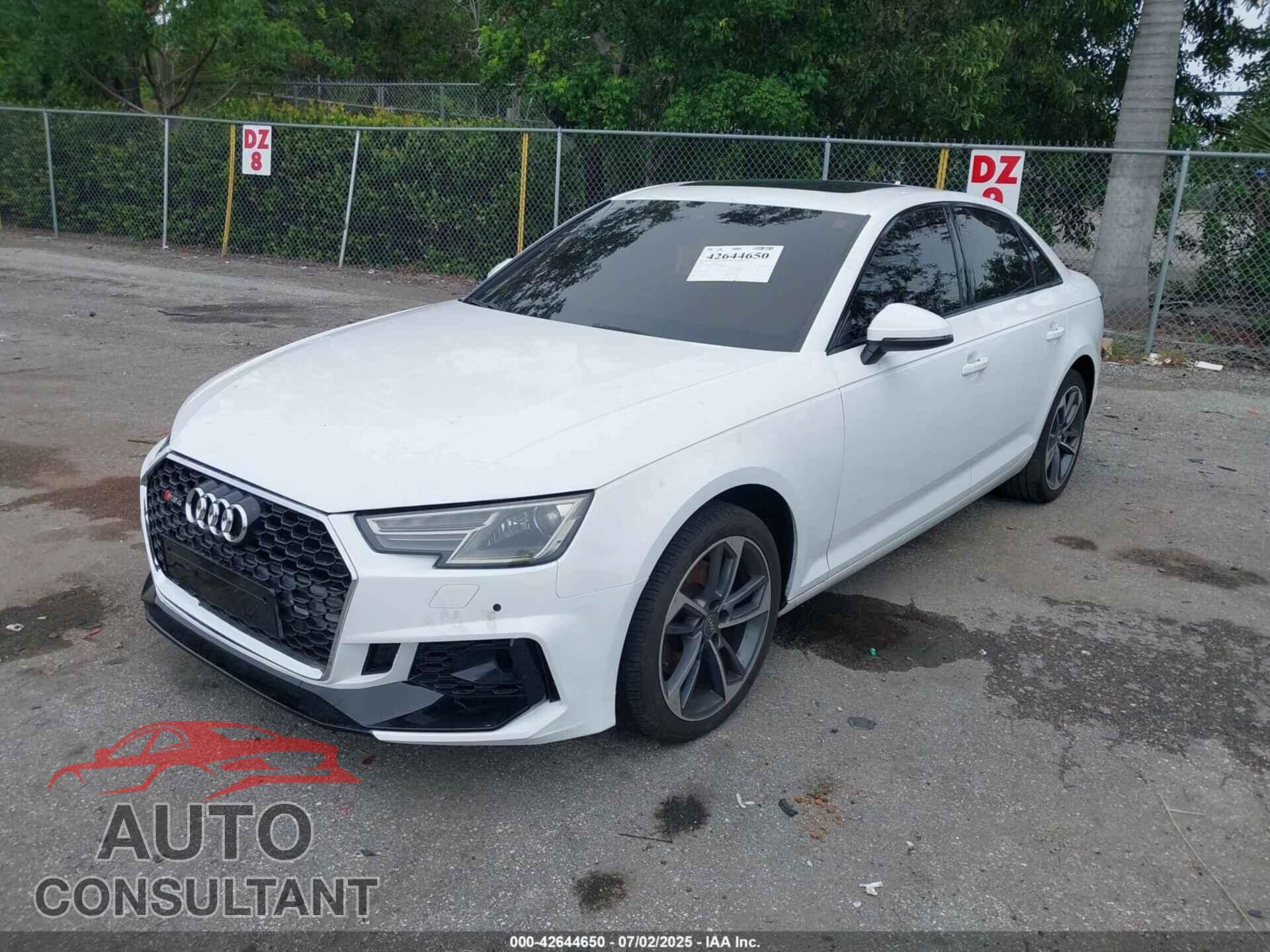 AUDI A4 2019 - WAUGMAF49KN020608