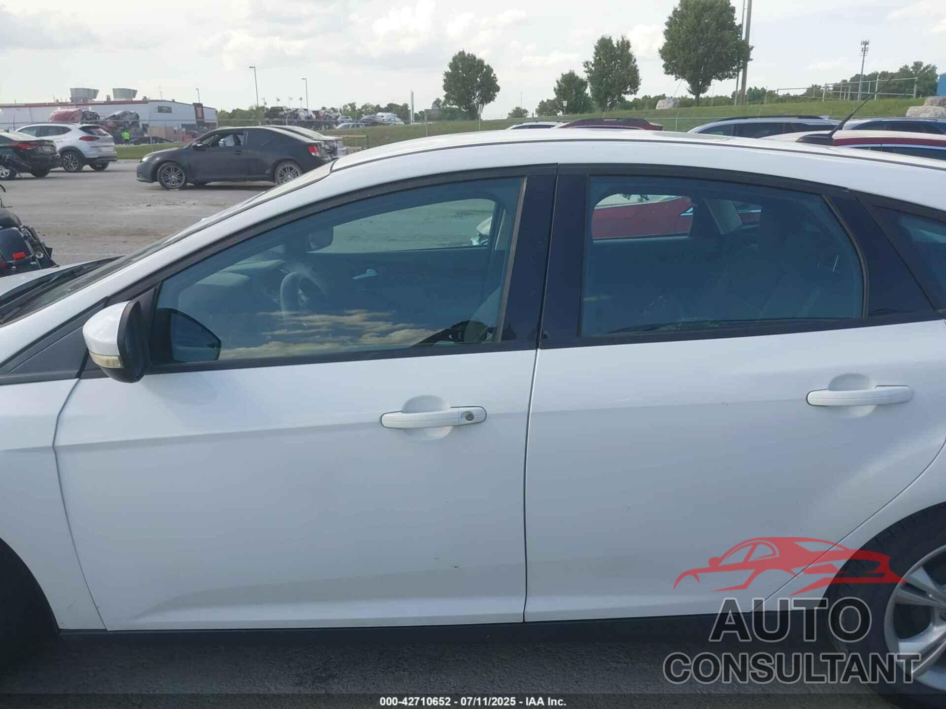 FORD FOCUS 2014 - 1FADP3K22EL322664