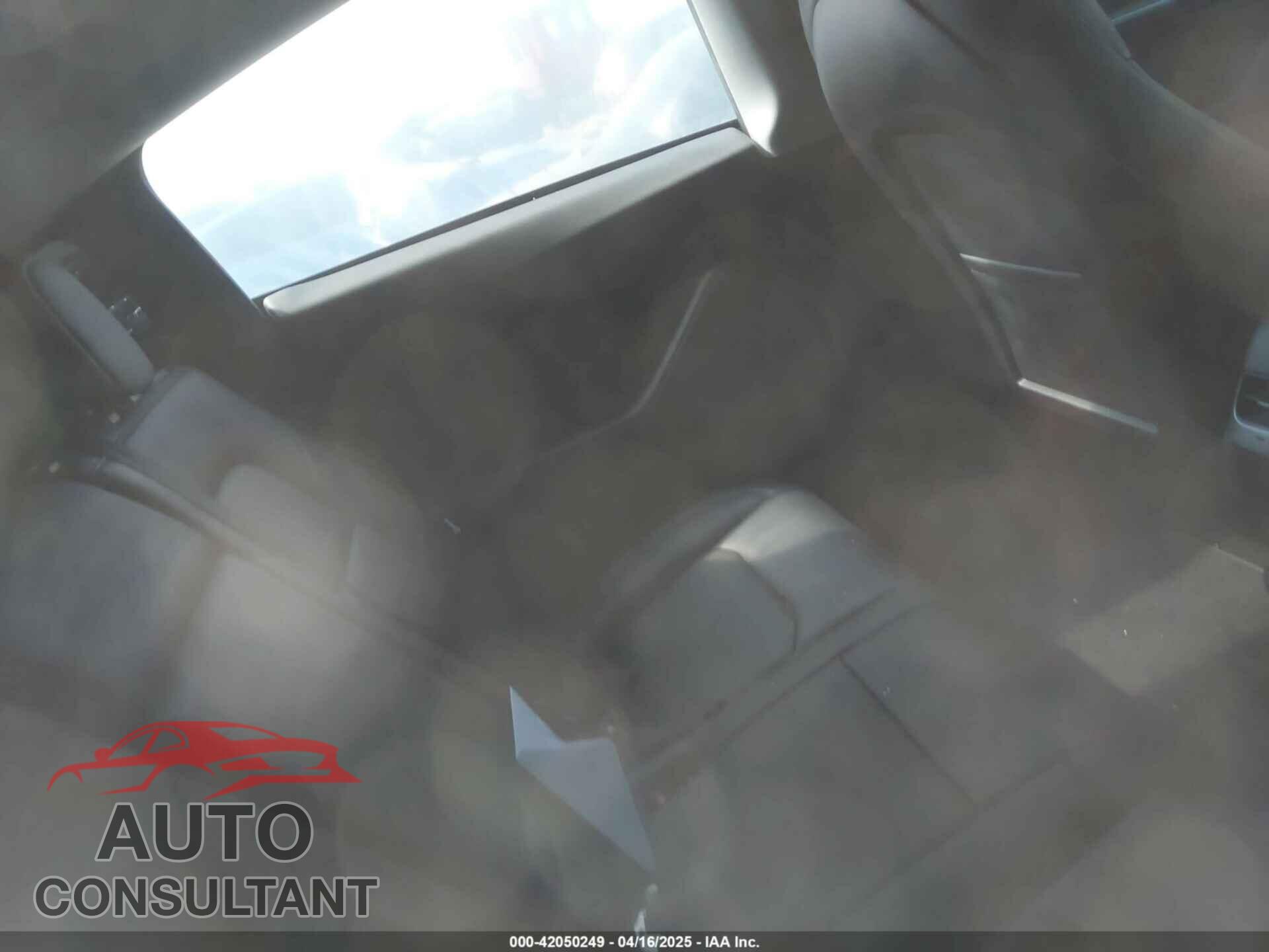TESLA MODEL Y 2023 - 7SAYGDEE9PA117288
