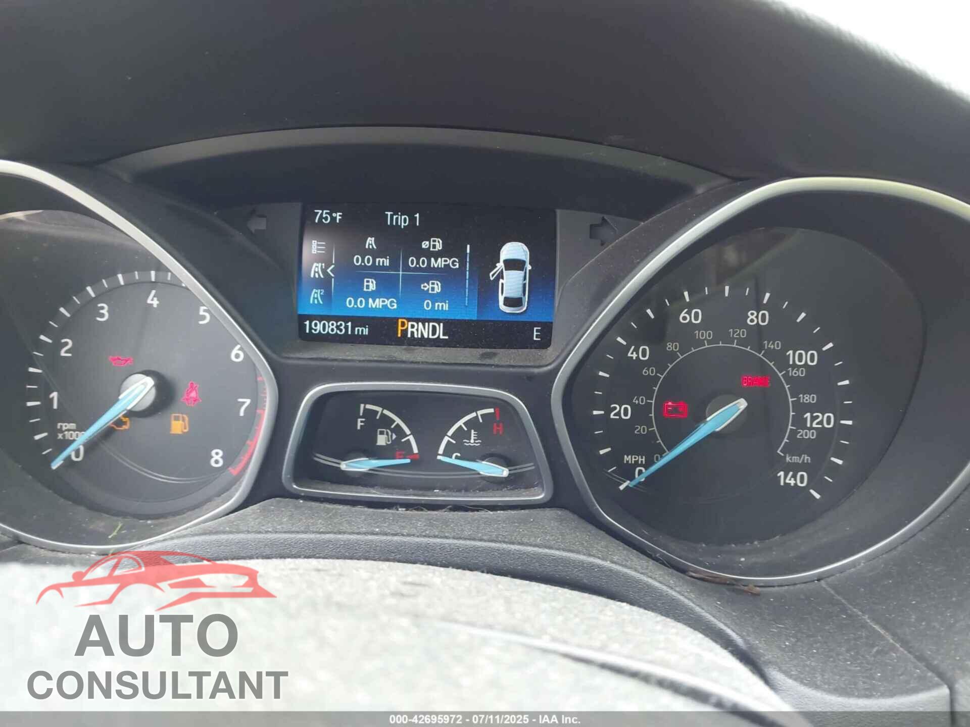FORD FOCUS 2015 - 1FADP3F21FL260170