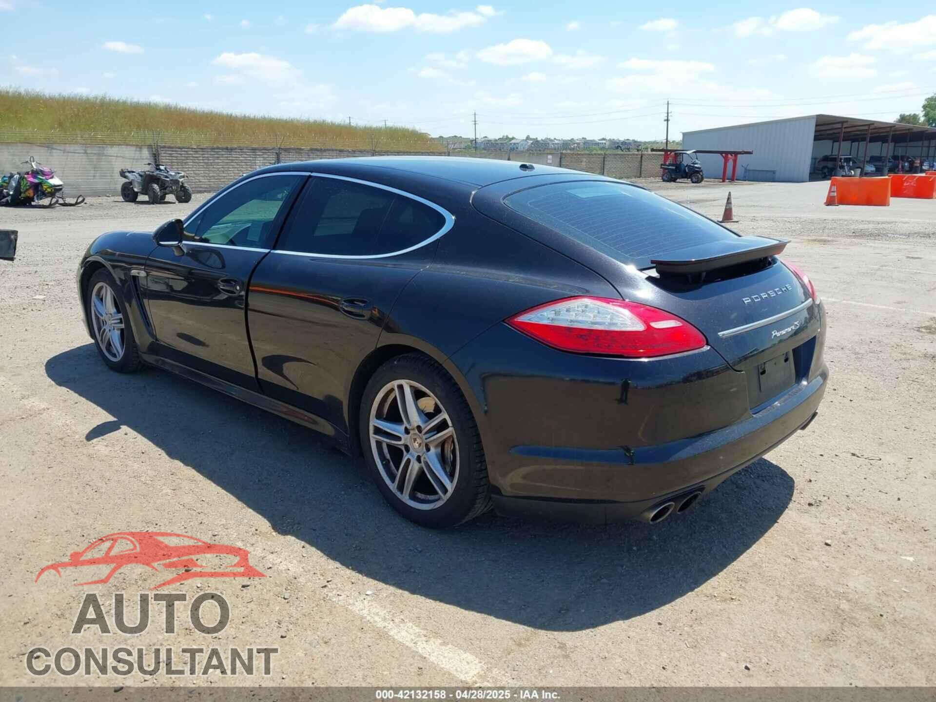 PORSCHE PANAMERA 2011 - WP0AB2A74BL062301
