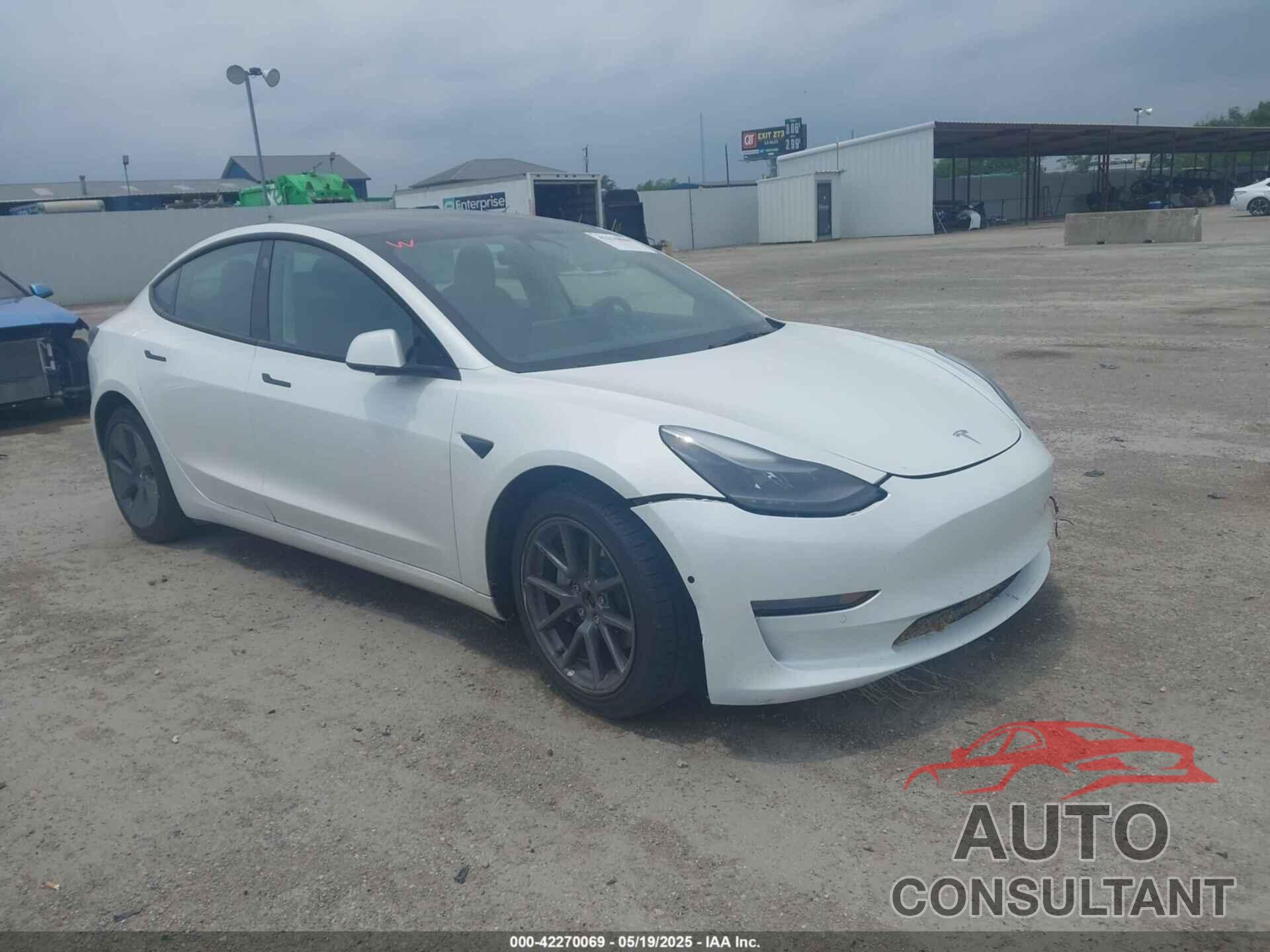 TESLA MODEL 3 2022 - 5YJ3E1EB4NF276415