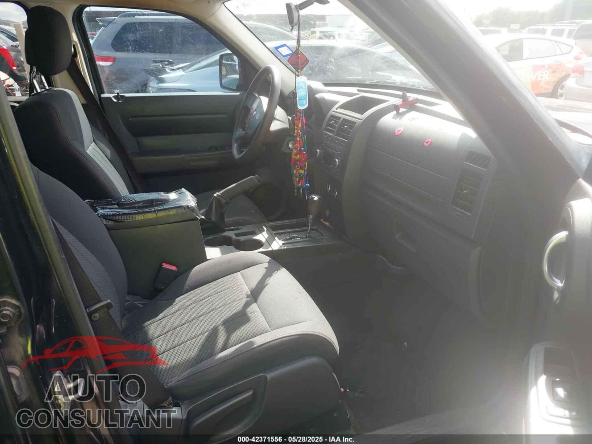 DODGE NITRO 2011 - 1D4PT4GK7BW602014
