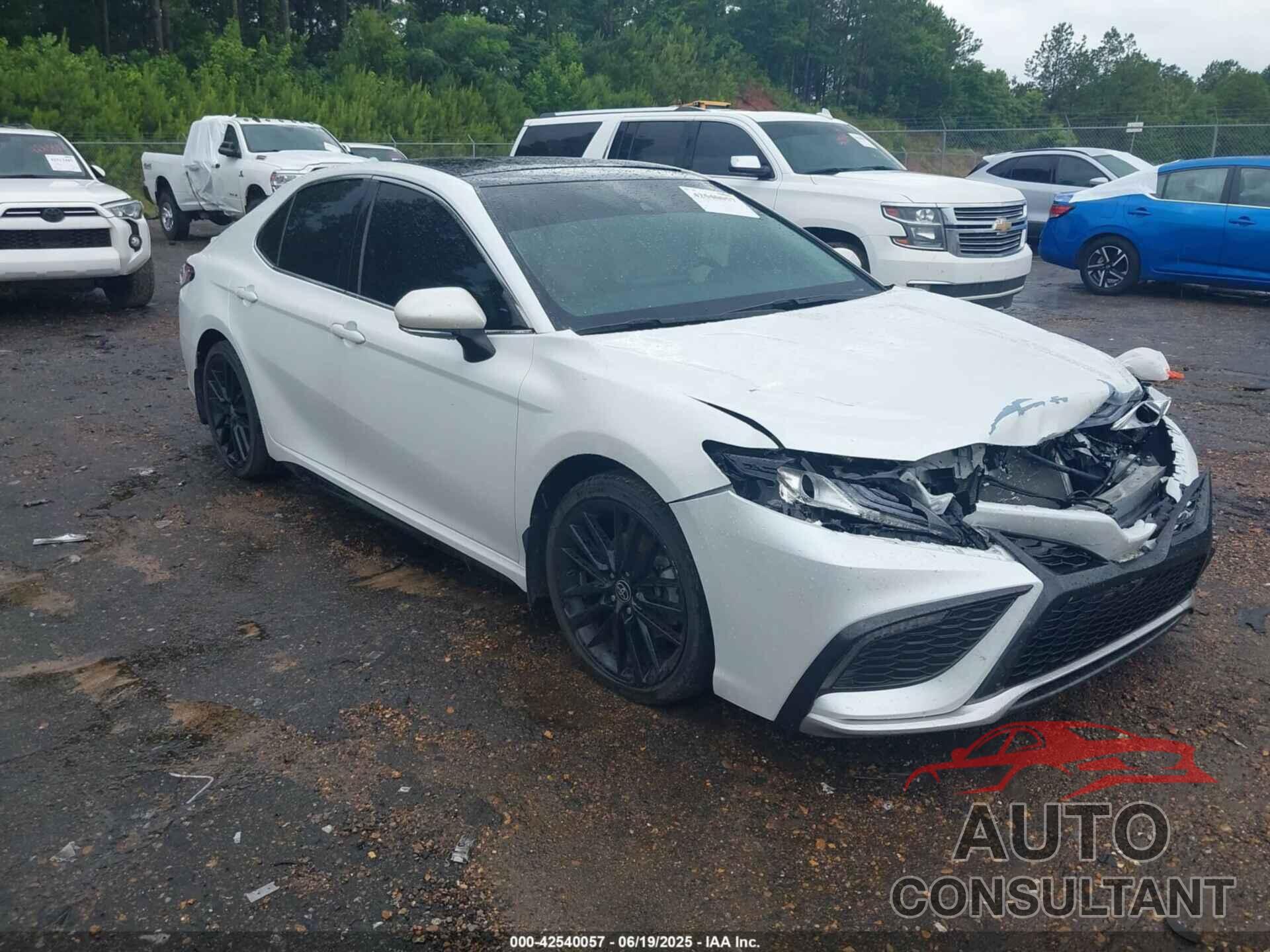 TOYOTA CAMRY 2022 - 4T1K61AK7NU017550