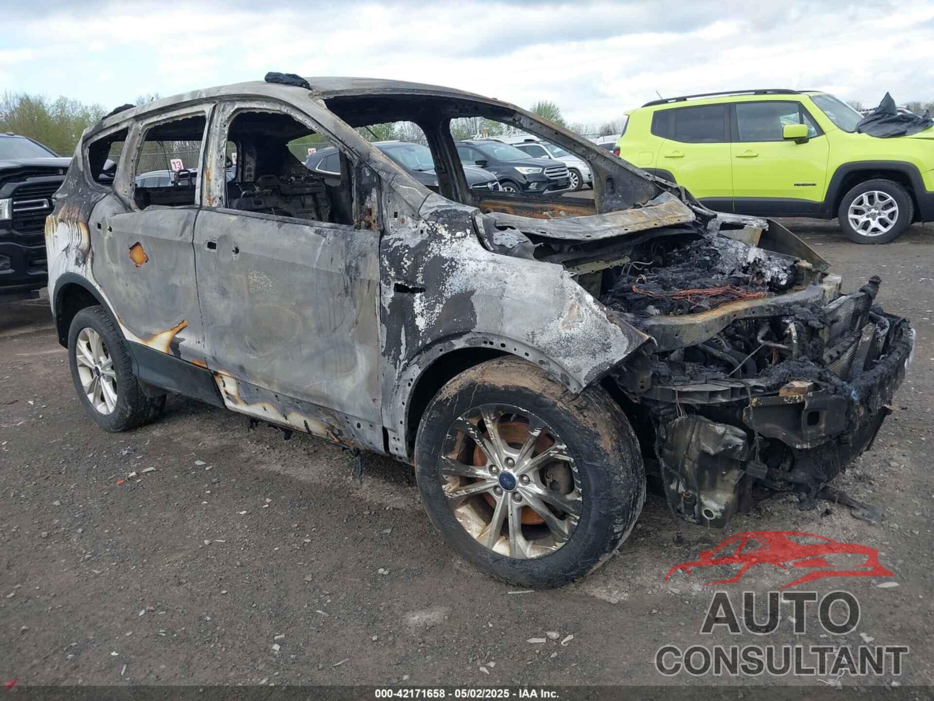 FORD ESCAPE 2018 - 1FMCU9GD4JUA74686