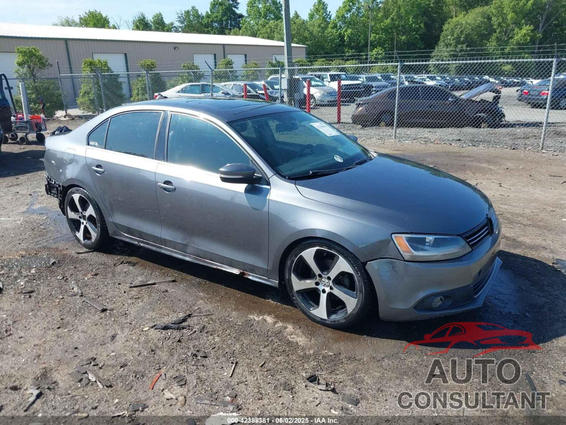 VOLKSWAGEN JETTA 2011 - 3VWLZ7AJ9BM376079