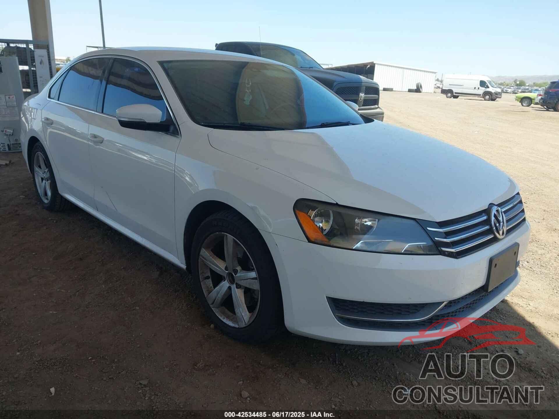 VOLKSWAGEN PASSAT 2015 - 1VWBT7A33FC038439