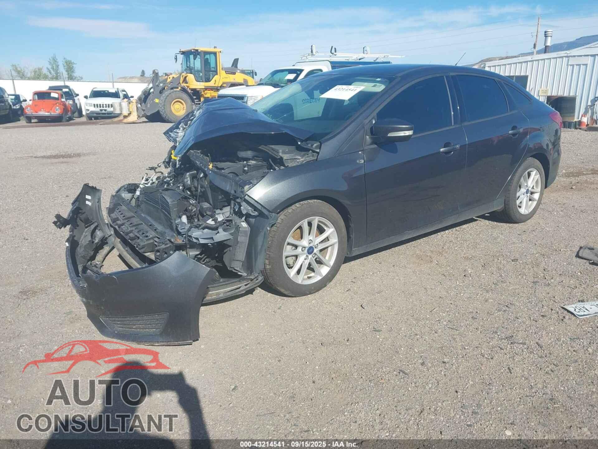 FORD FOCUS 2017 - 1FADP3F2XHL277178
