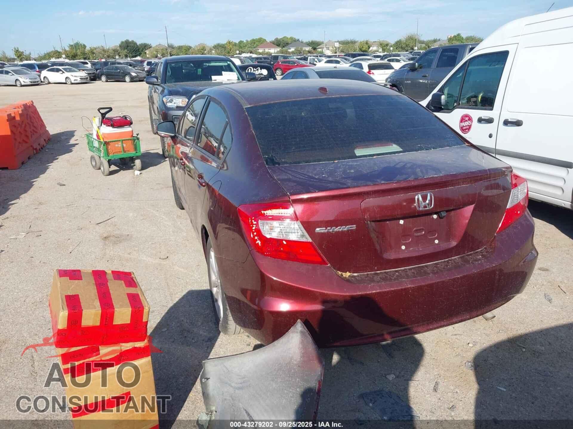 HONDA CIVIC 2012 - 19XFB2F95CE053732