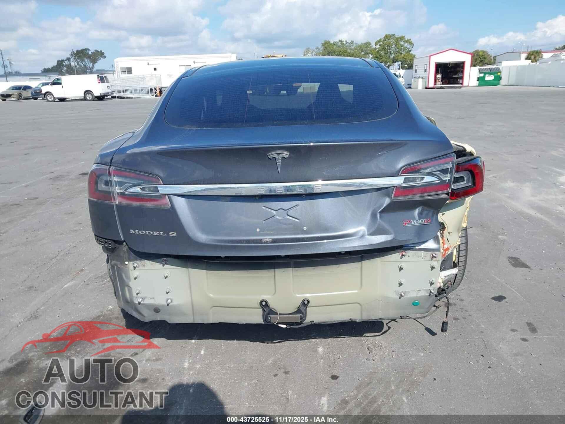 TESLA MODEL S 2018 - 5YJSA1E47JF294958